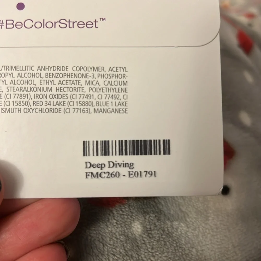 Color Street Deep Diving - Picture 3 of 3